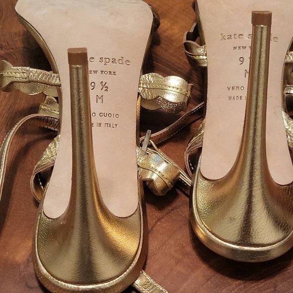 Kate Spade strapped Heels and Purse - Picture 4 of 11